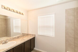 13804 Winding Path Ln in Willis, TX - Building Photo - Building Photo