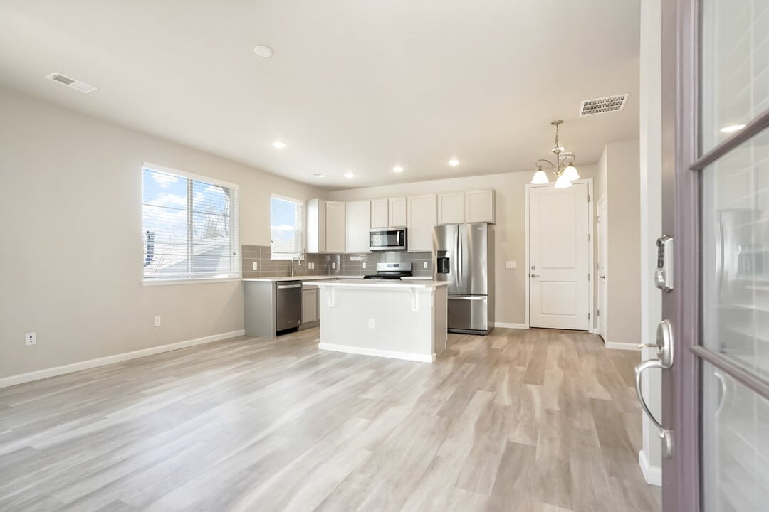1320 Hoyt St in Lakewood, CO - Building Photo