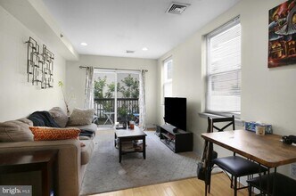 1215 S 18th St in Philadelphia, PA - Building Photo - Building Photo