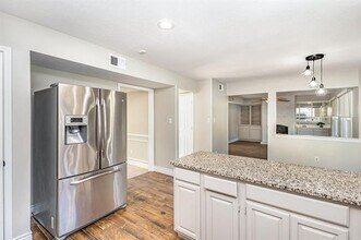4138 Mapleridge Dr in Grapevine, TX - Building Photo - Building Photo