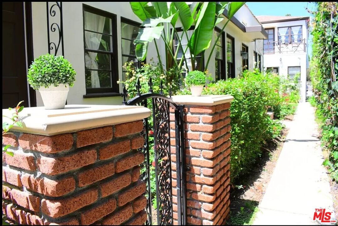 953 19th St in Santa Monica, CA - Foto de edificio