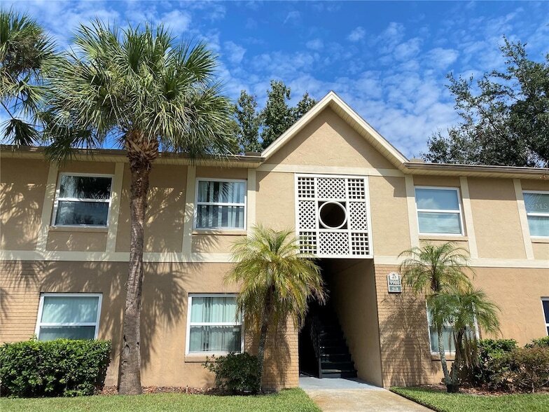 9900 Sweepstakes Ln, Unit GE in Orlando, FL - Building Photo