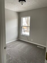 1100 Riverton Dr in West Lafayette, IN - Foto de edificio - Building Photo