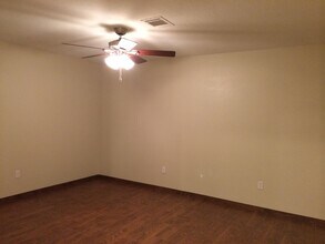 6733 NW Compass Dr in Lawton, OK - Building Photo - Building Photo