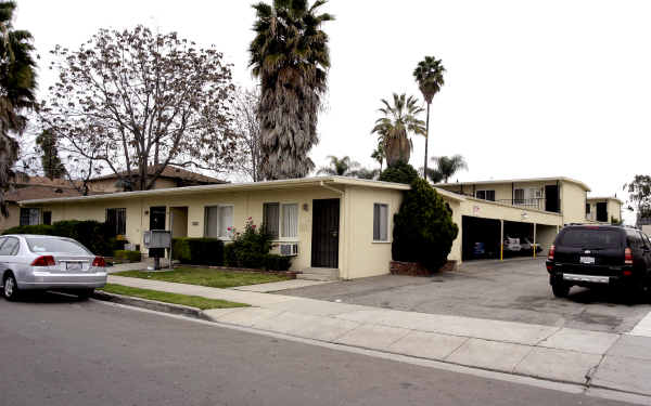 1542 Prospect Ave in San Gabriel, CA - Foto de edificio