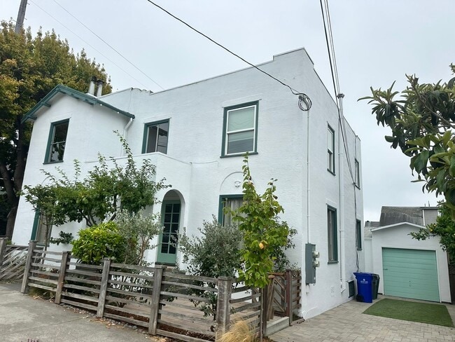 property at 1539-1541 E 38th St