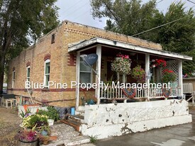 560 Oneida Ave in Idaho Falls, ID - Building Photo
