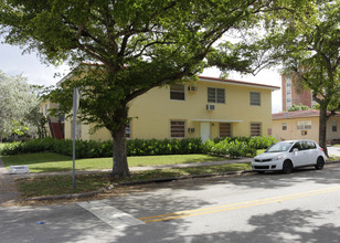 1431 Galiano St in Coral Gables, FL - Building Photo - Building Photo