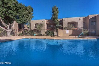 12231 N 19th St in Phoenix, AZ - Building Photo - Building Photo