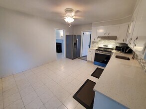 525 Rockland Ave in Mamaroneck, NY - Building Photo - Building Photo