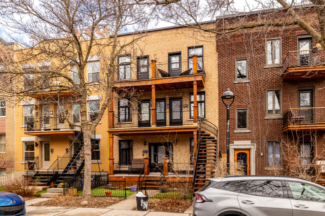 4725-4733 Parthenais St in Montréal, QC - Building Photo - Primary Photo