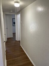 1050 Meadowlark Ct SE in Rio Rancho, NM - Building Photo - Building Photo