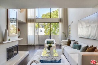 930 N Wetherly Dr-Unit -302 in West Hollywood, CA - Foto de edificio - Building Photo