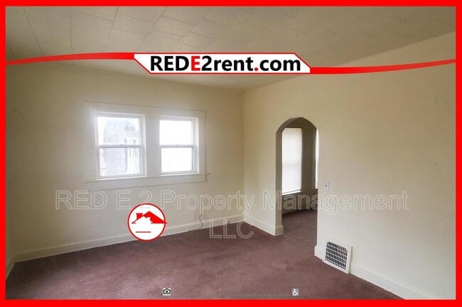 609 Laurel Ave in Janesville, WI - Building Photo - Building Photo