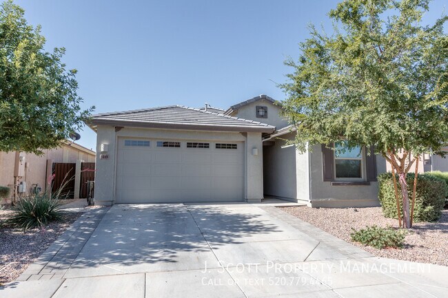 property at 449 Pinnacle Ridge Dr