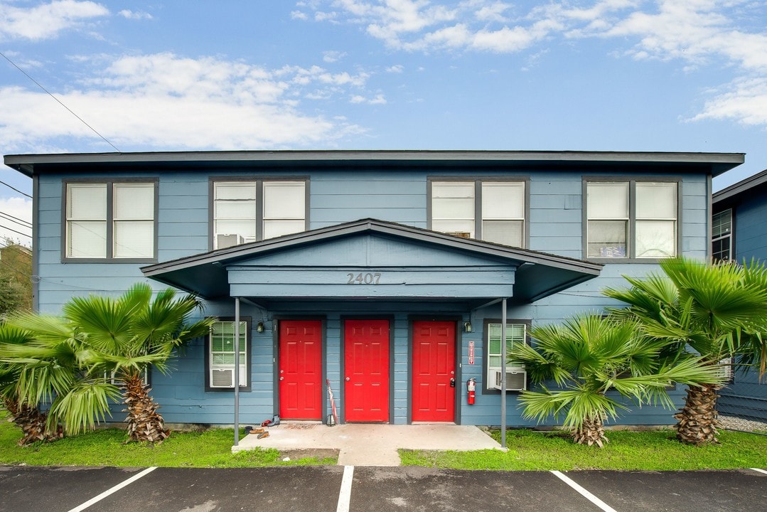 2407 Bastrop St in Houston, TX - Building Photo