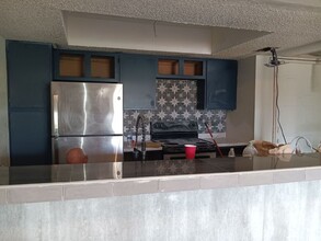 2818 S Bartell Dr in Houston, TX - Building Photo - Building Photo