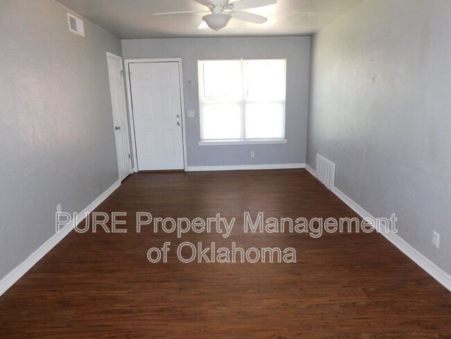 708 NE 83rd St in Oklahoma City, OK - Building Photo - Building Photo