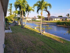 724 SW 35th St in Cape Coral, FL - Building Photo - Building Photo