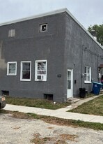 320 W St Paul St in Spring Valley, IL - Building Photo