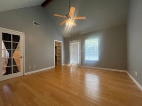 29760 Butterfield Way in Tehachapi, CA - Building Photo - Building Photo