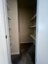 2008 NE Schuyler St in Portland, OR - Building Photo - Building Photo