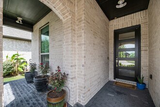 4818 Nodding Thistle Trail in Fulshear, TX - Building Photo - Building Photo