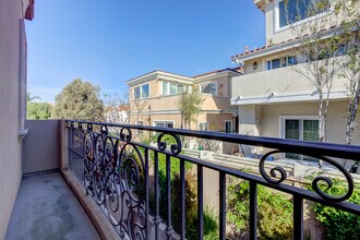 612 N Juanita Ave in Redondo Beach, CA - Building Photo - Building Photo