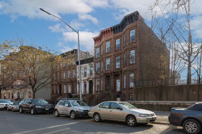 1326 Pacific St in Brooklyn, NY - Building Photo - Building Photo