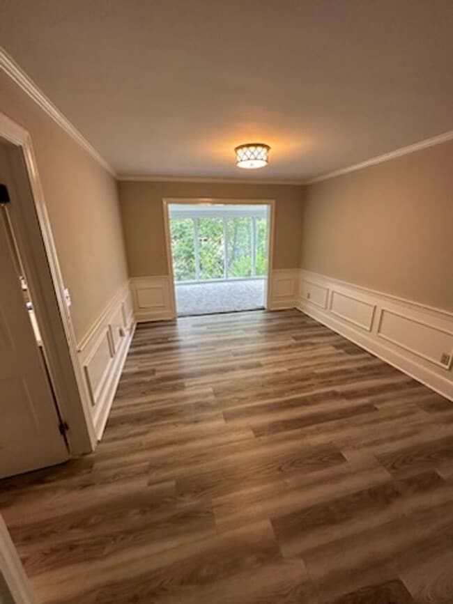 2670 Grosvenor Pl in Winston-Salem, NC - Building Photo - Building Photo