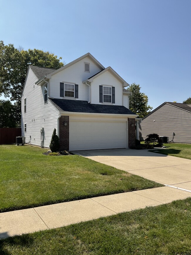6635 W Odessa Way in McCordsville, IN - Building Photo - Building Photo
