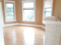 2407 N Murray Ave, Unit 1st floor