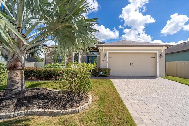 6615 35th Ct E in Sarasota, FL - Building Photo - Building Photo