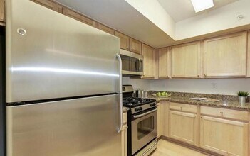 7923 Eastern Ave, Unit 204 in Silver Spring, MD - Building Photo - Building Photo