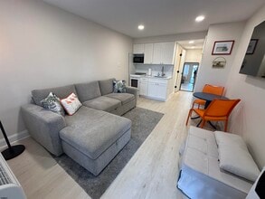 9201 Atlantic Ave in Margate City, NJ - Building Photo - Building Photo