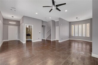 9176 Worsley Park Pl in Las Vegas, NV - Building Photo - Building Photo