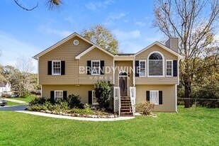 106 Whitney Ln in Villa Rica, GA - Building Photo