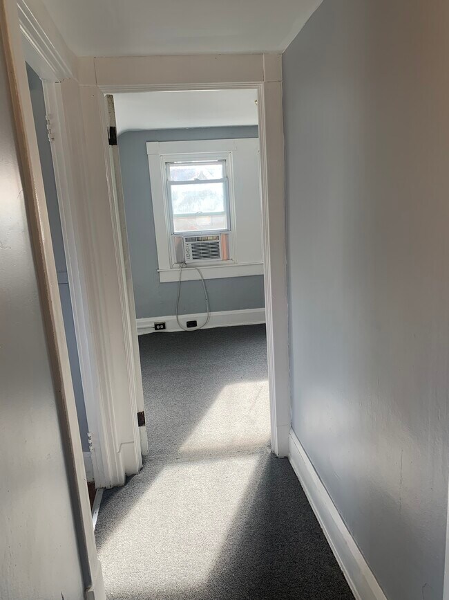 2920 E Cold Spring Ln in Baltimore, MD - Building Photo - Building Photo