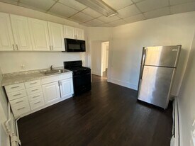 7300 Boyer in Philadelphia, PA - Building Photo