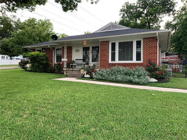 property at 106 S Clark St