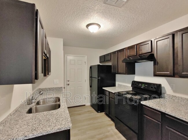 7708 Free Ave in Jacksonville, FL - Building Photo - Building Photo