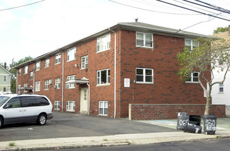 528-532 Richmond St in Elizabeth, NJ - Building Photo - Building Photo