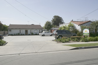 16337 Eucalyptus Ave in Bellflower, CA - Building Photo - Building Photo