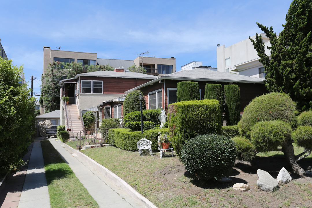 1865 Midvale Ave in Los Angeles, CA - Building Photo