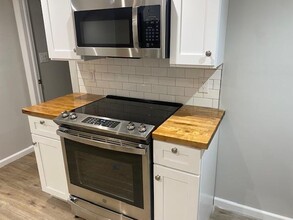 45 Indiana Ave-Unit -Upper in Long Beach, NY - Building Photo - Building Photo