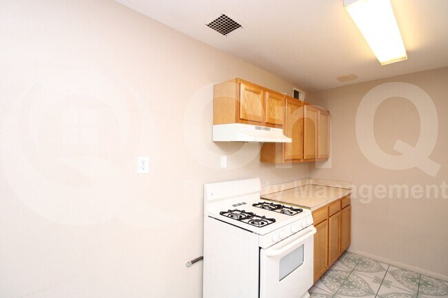 2417 N 20th Dr in Phoenix, AZ - Building Photo - Building Photo
