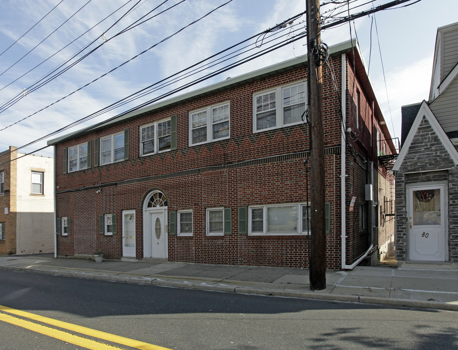 82-84 Hackensack St in Wood Ridge, NJ - Building Photo