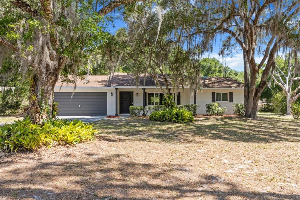 1255 S Estate Point in Inverness, FL - Building Photo
