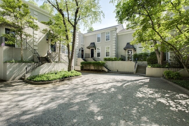 property at 107 St Charles Pl
