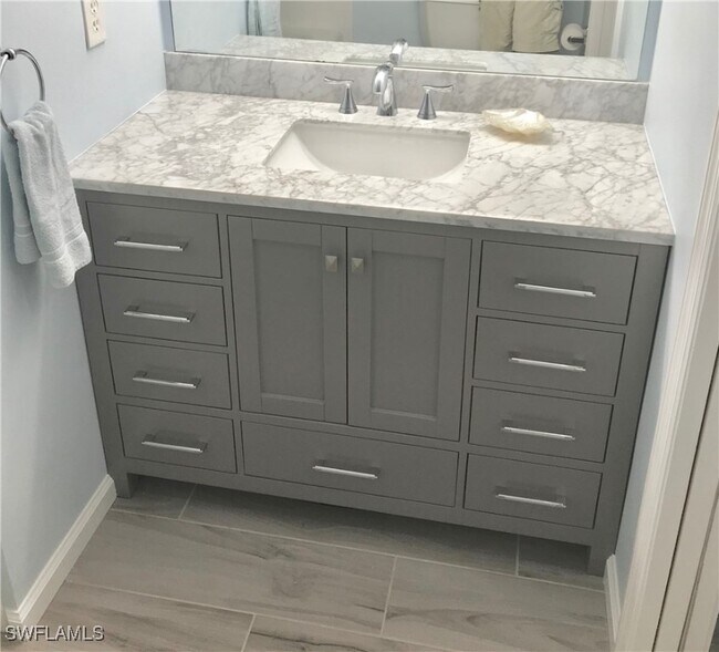 property at 1235 Wildwood Lakes Blvd